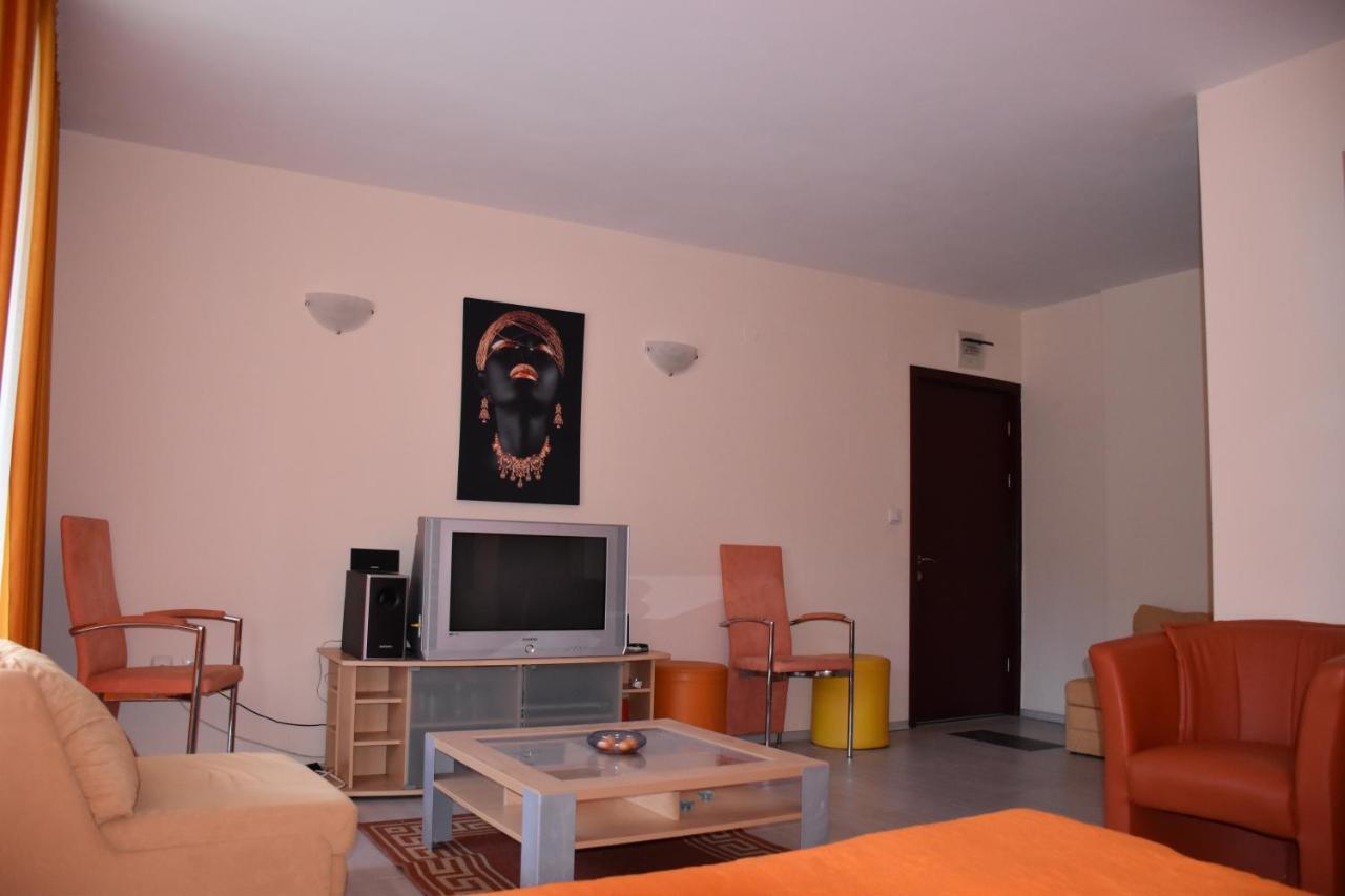 Hotel Sea Star Приморско Dış mekan fotoğraf