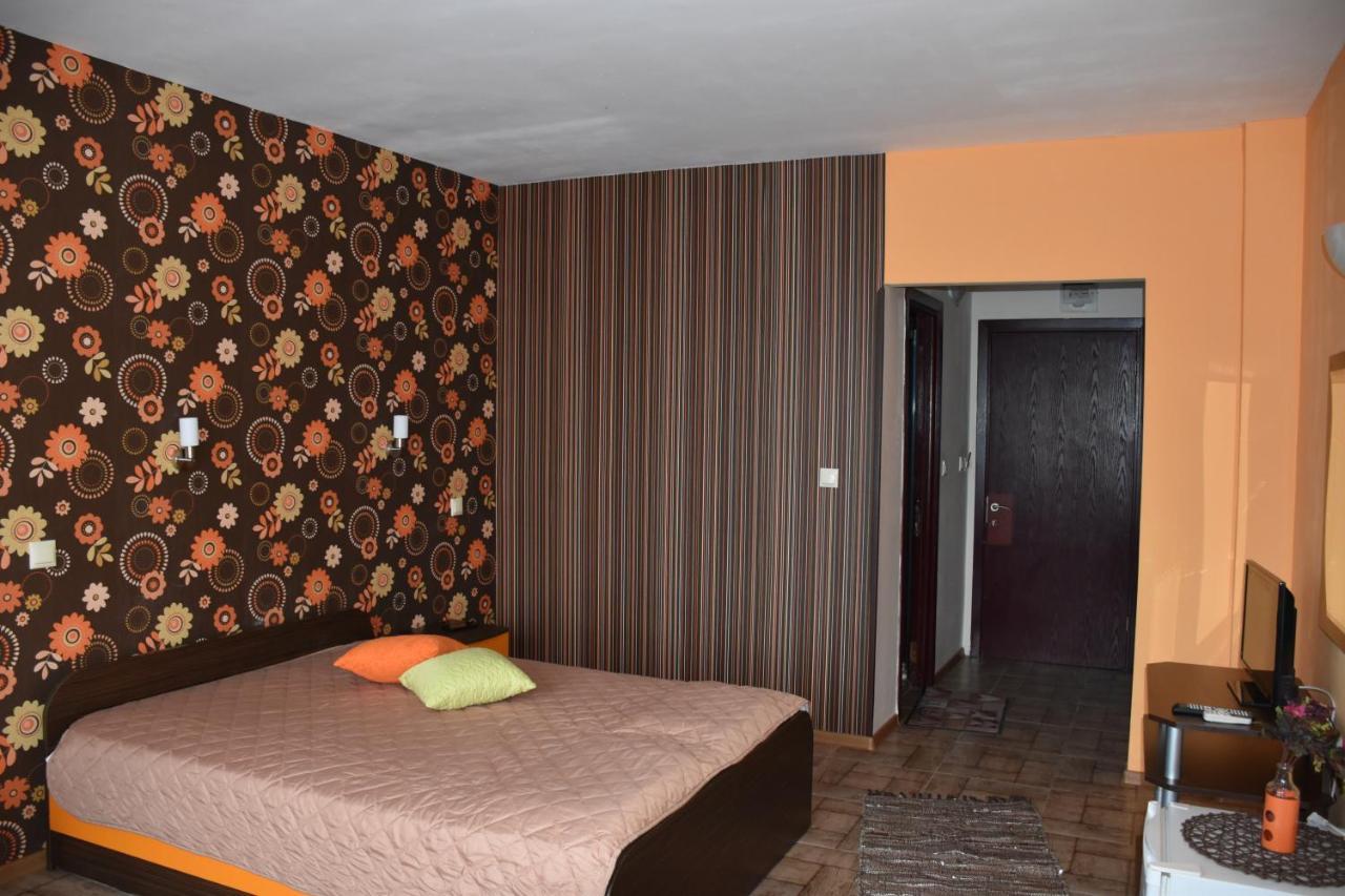 Hotel Sea Star Приморско Dış mekan fotoğraf