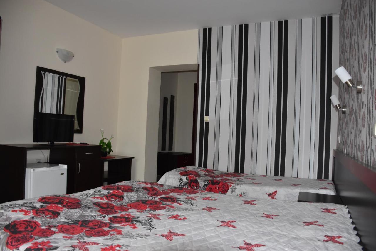 Hotel Sea Star Приморско Dış mekan fotoğraf
