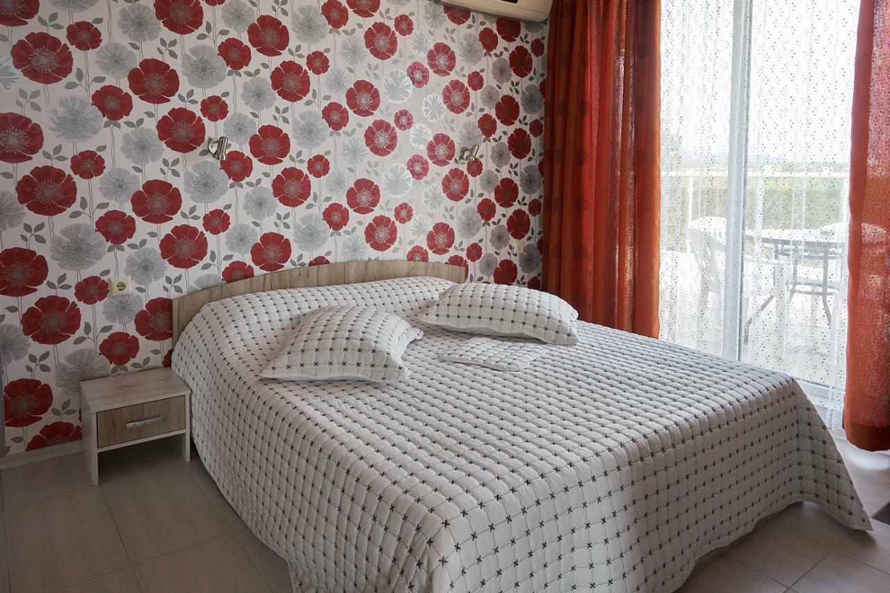 Hotel Sea Star Приморско Dış mekan fotoğraf